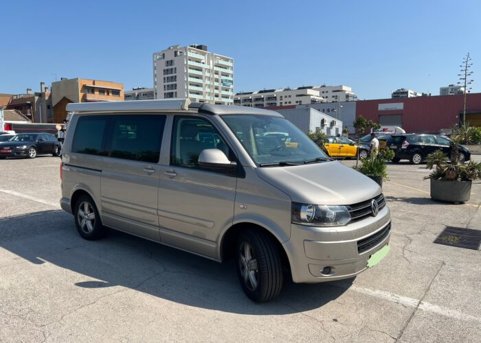 Volkswagen California Plateada - Imagen 5