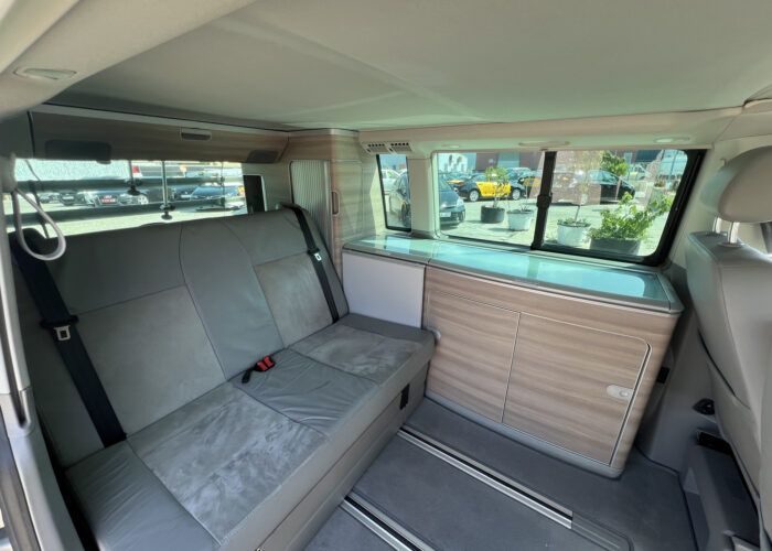 Volkswagen California Plateada - Imagen 8